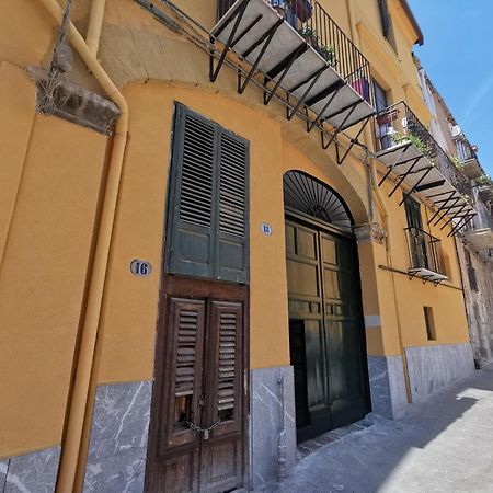 Vicolo Paterno Apartments Palermo Exterior foto